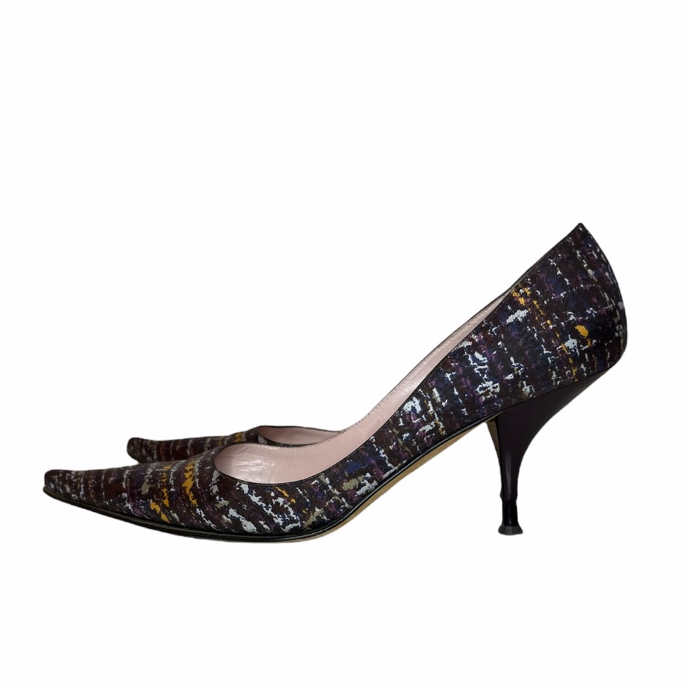 Vera Wang vintage Silk Multicoloured Kitten Heel